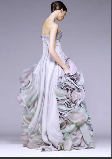 SPOSA VERSACE: Collezione abiti da sposa 2009 .